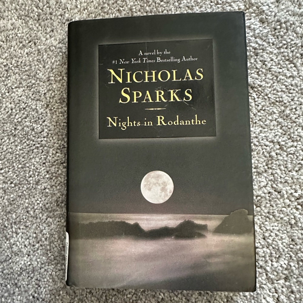 Nights in Rodanthe Hardcover Book